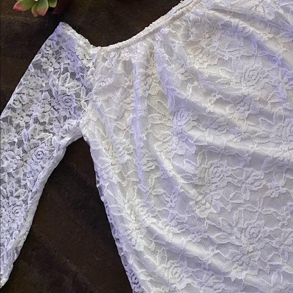 Lace Off Shoulder Top - Picture 3 of 3